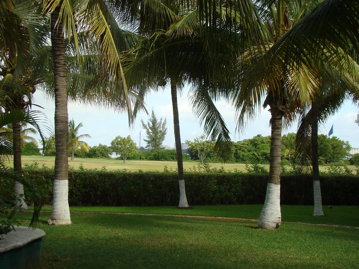 Nirvana Hotel - Cancun Hotel Zone